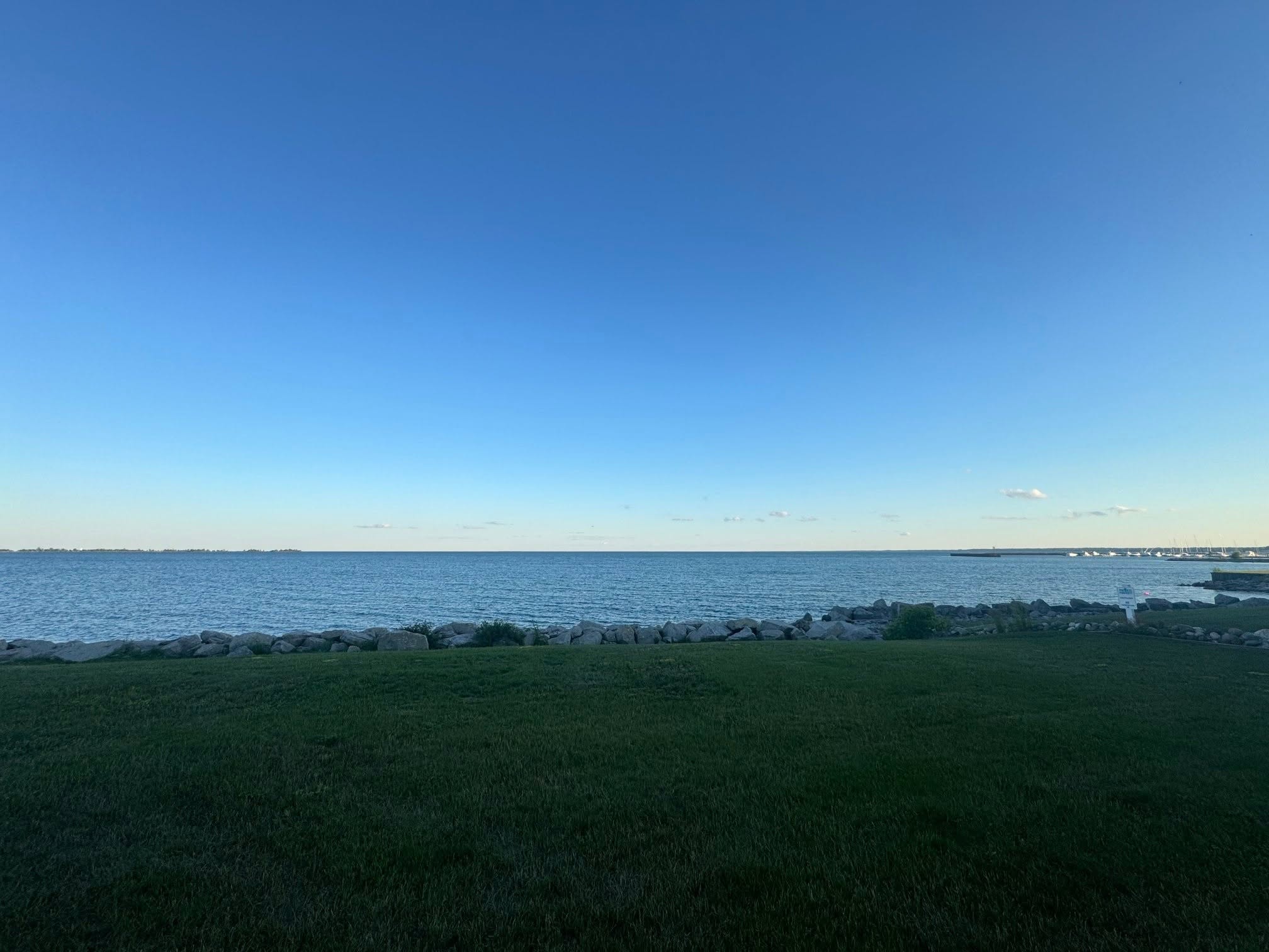 Bay Party Store tasting lounge with a view over the lake